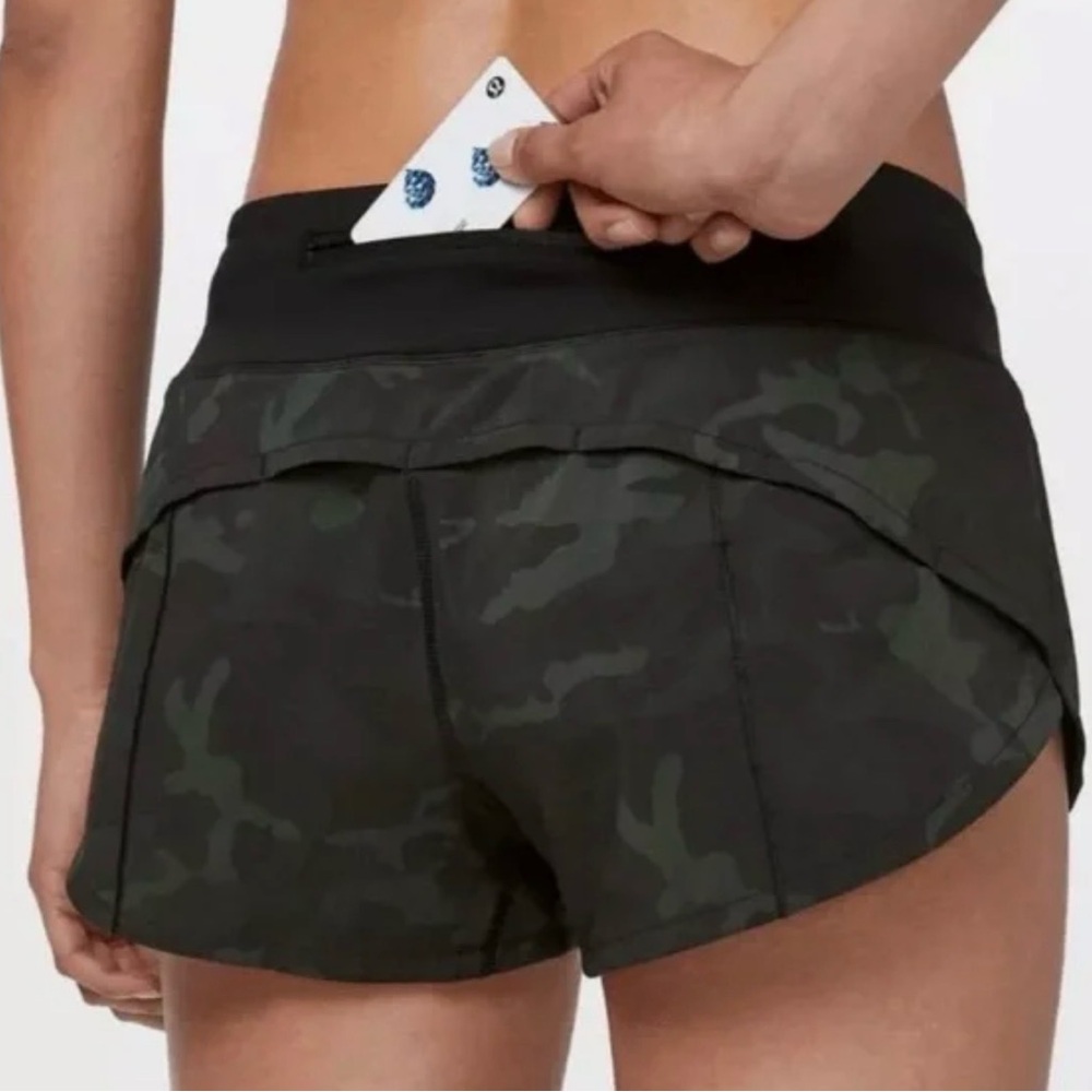 Lululemon Speed Up Short 2.5", Incognito Camo Multi Gator Green, Black Size 10